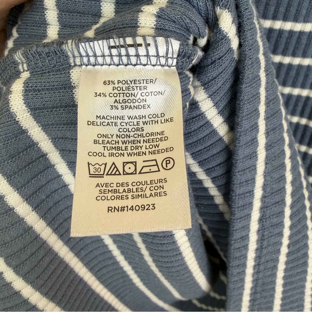 LOFT Navy and White Ribbed Striped Long-Sleeve Top size Large - Picture 5 of 5